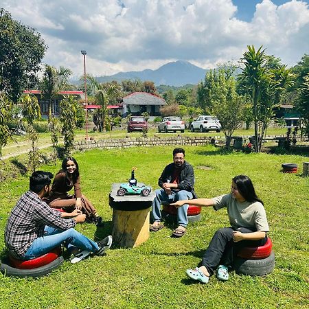 Dreamwoods A Travellers Farm Hostel Dharamshala Bagian luar foto